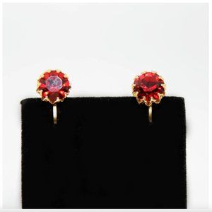 Vintage VTG Red Glass Faceted Gem & Costume Gold Clip on Earrings | Christmas
